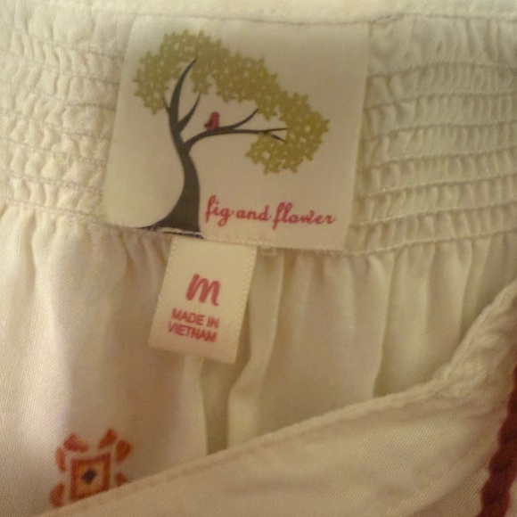 Fig and Flower Embroidered Boho Peasant Top Tassel Tie Blouse Medium - Picture 3 of 7